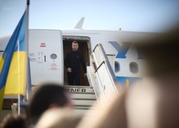 Зеленський прибув до столиці Франції