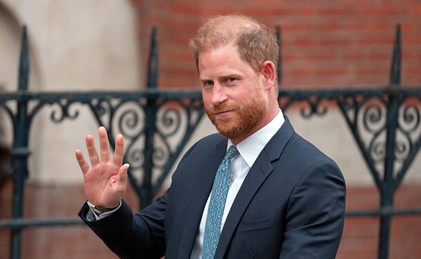 Принц Гаррі здійснив неоголошений візит до України