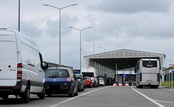 На кордоні зростає ажіотаж напередодні Великодня