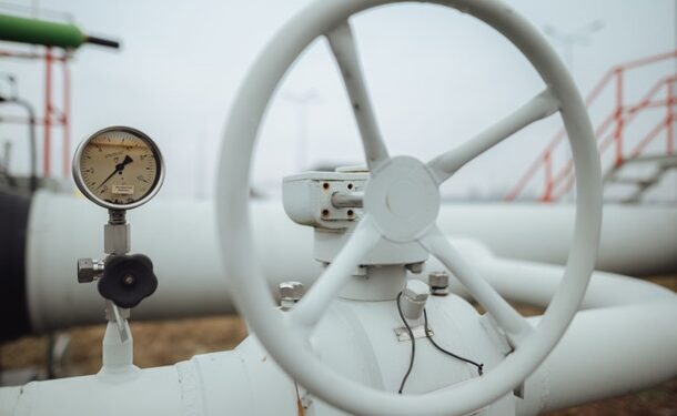 В Україні впали обсяги закачування газу на 44%