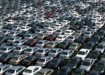 Китай продає кожне третє нове авто у світі