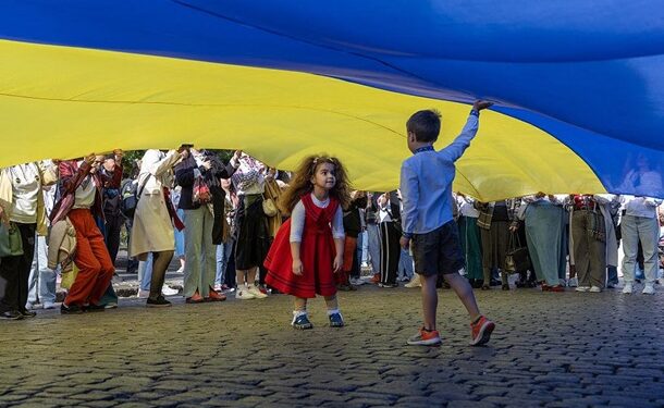 В Україні перенесли День захисту дітей