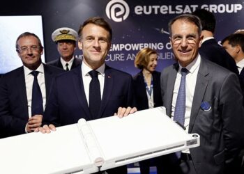 Франція інвестує понад €700 млн у конкурента Starlink