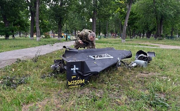 Україну атакували понад 70 дронів РФ: є влучання