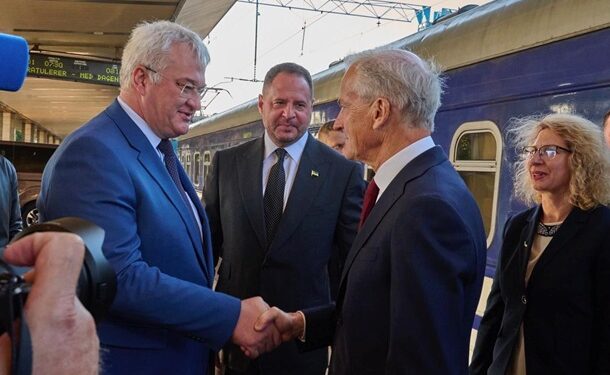 Прем’єр-міністр Норвегії прибув у Київ