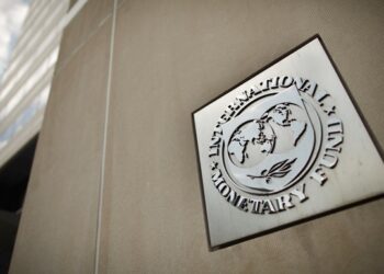 До України прибула місія МВФ