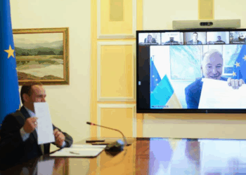 Україна та ЄС продовжили “транспортний безвіз”