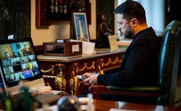 Опалення у Києві: Зеленський доручив “розібратися”