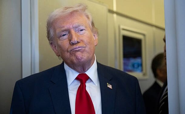 Сім країн обговорюють патрулювання протоки -Трамп